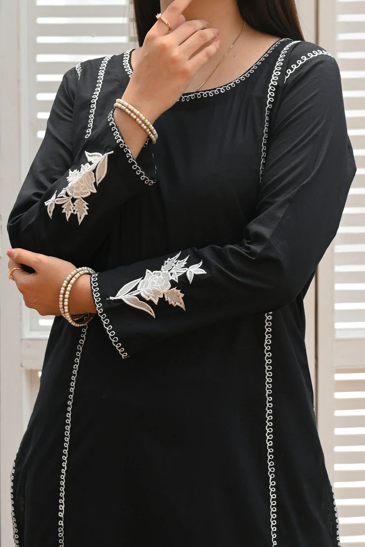 Black Rose- 2pc Embroidered