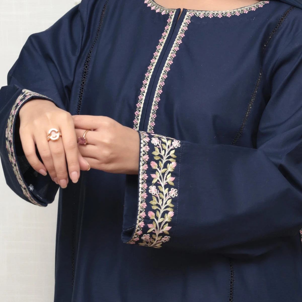 neel-gul-kurta-1.webp